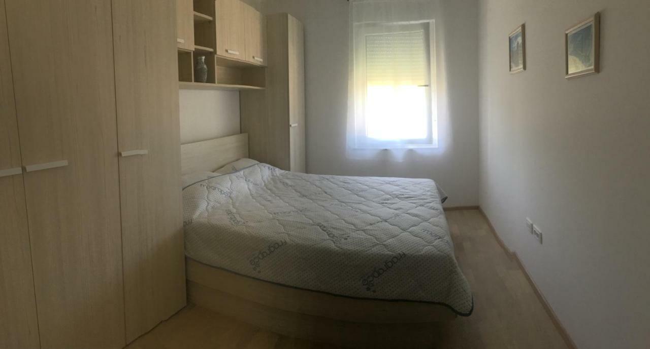 Holly Apartman Umago Exterior foto